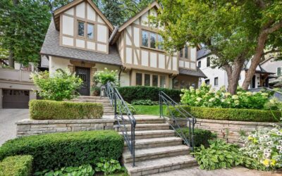 SOLD Over Asking | 14 Pine Crescent